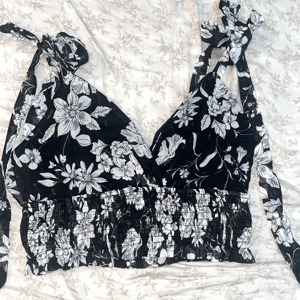 Lulus size S crop top